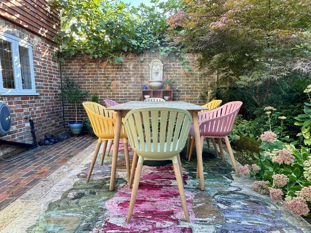 Al fresco dining area
