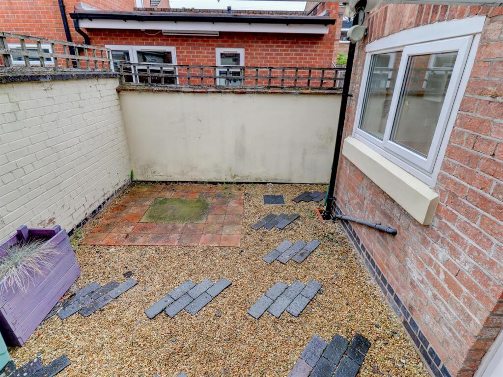 Courtyard Garden