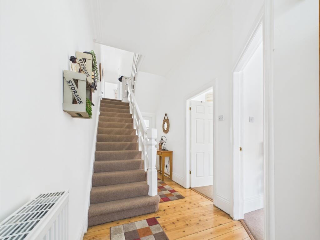 CAM02195G0-PR0083-STILL012