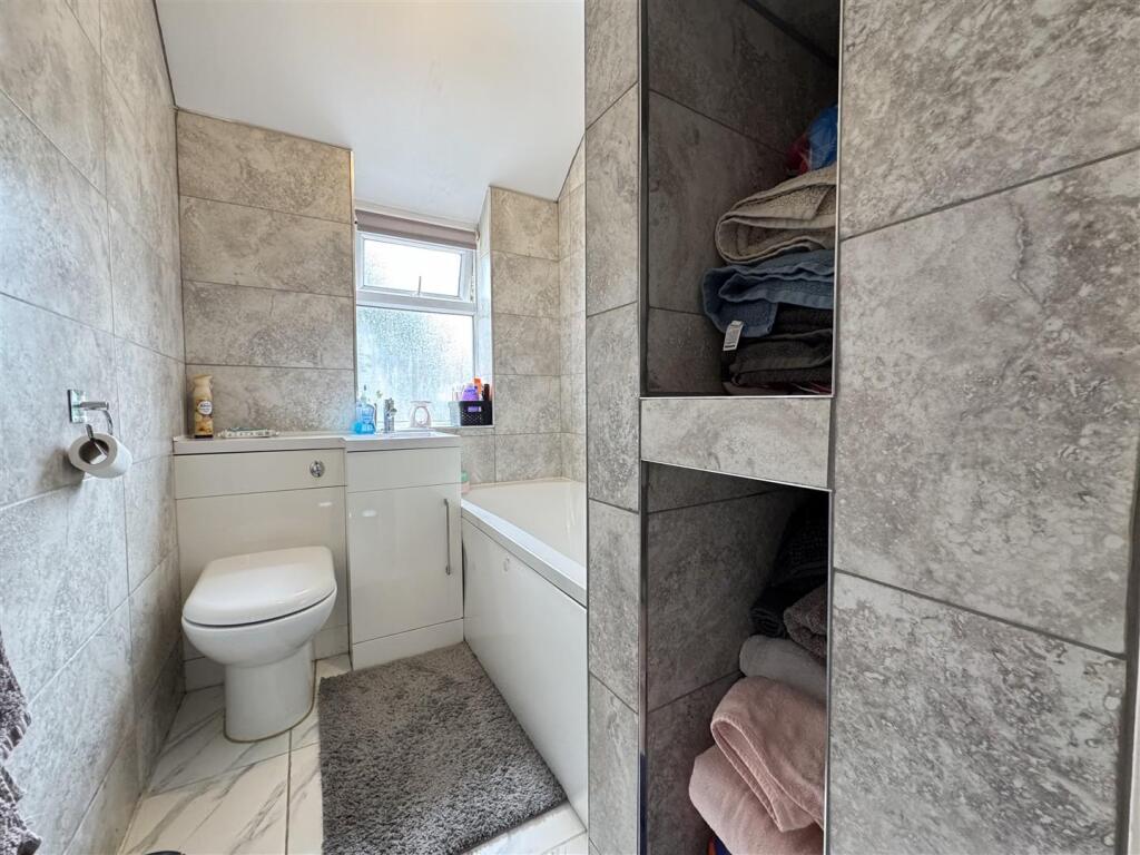 IMG_9003 (Large).JPG