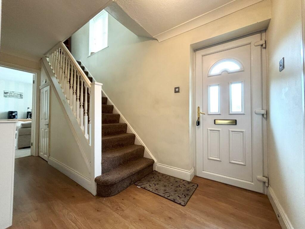Hallway.jpg