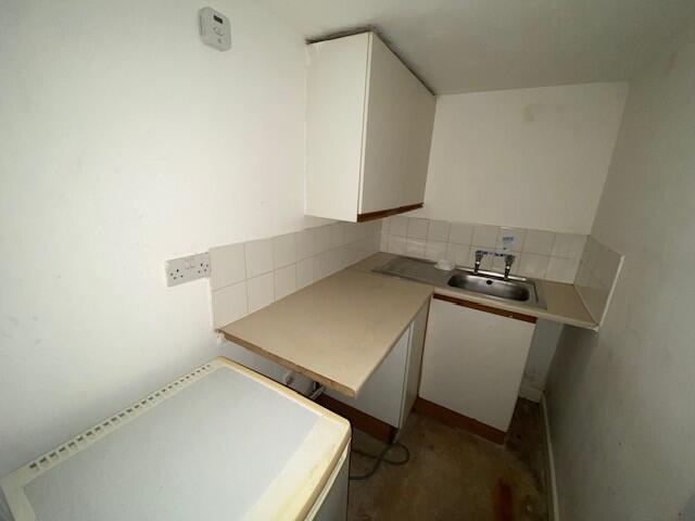 Kitchen T202511071120.jpg