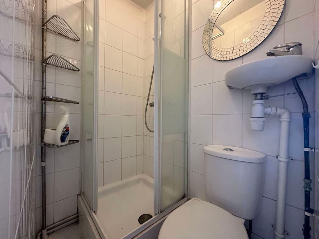 Bathroom 2