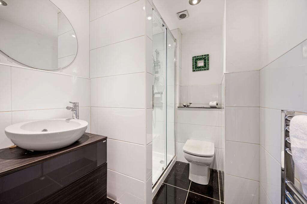 Ensuite Shower Room