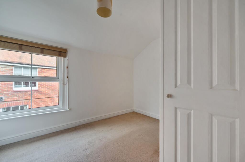 1365466-47-6900e9...