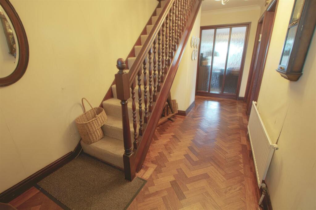 ENTRANCE HALL