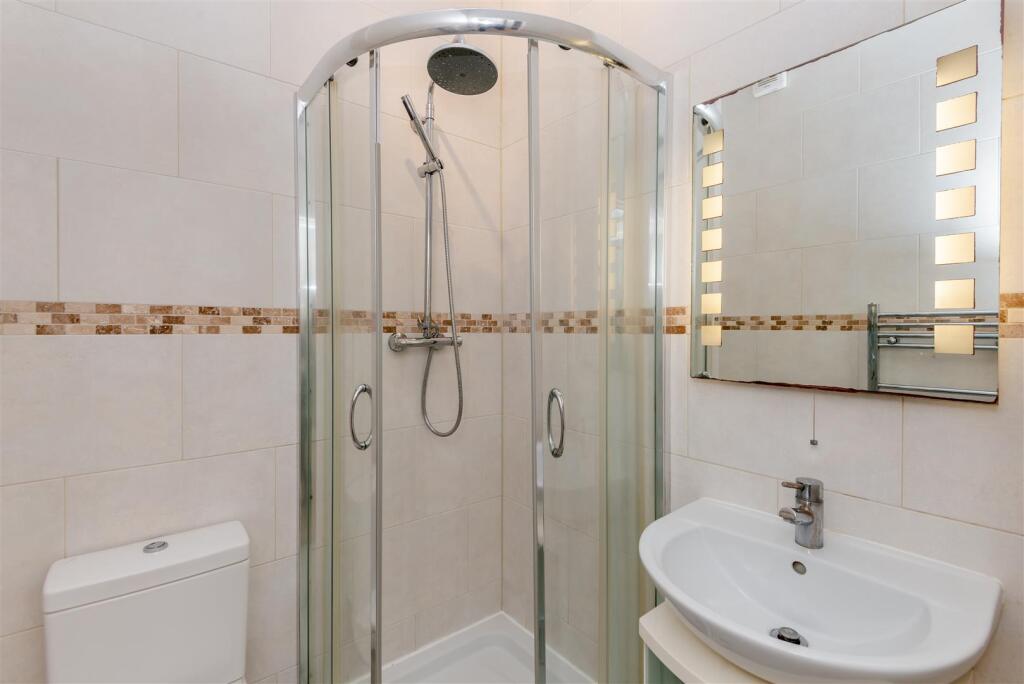 8637160-interior03.jpg
