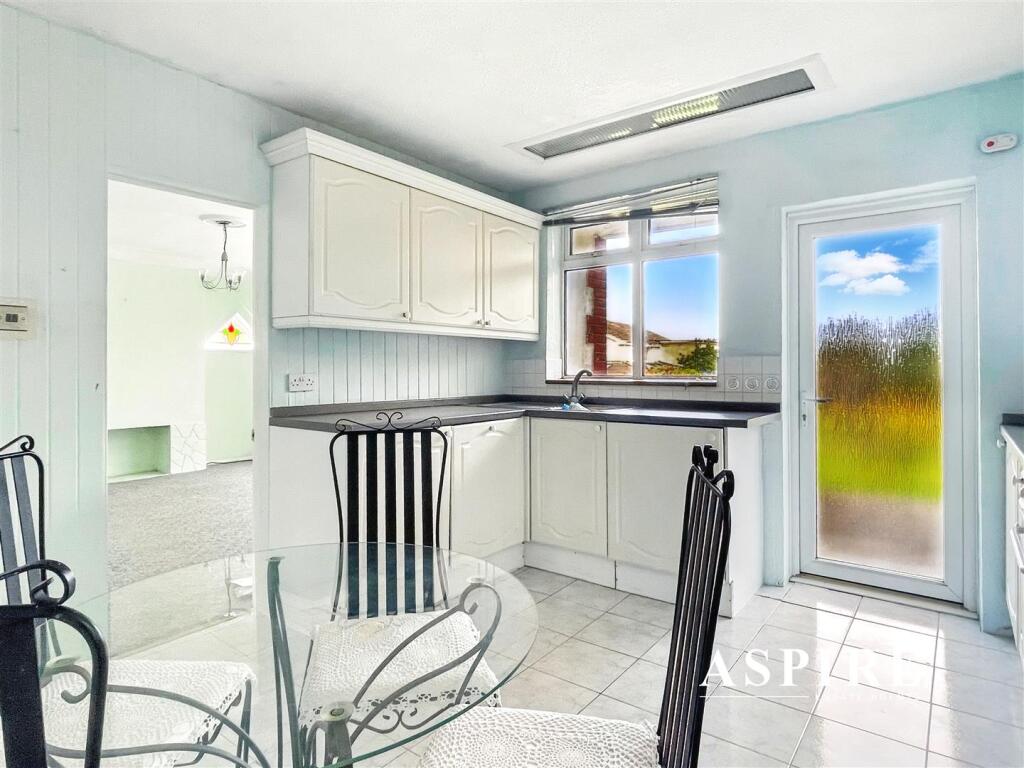 Aspire Estate Agents2.jpg