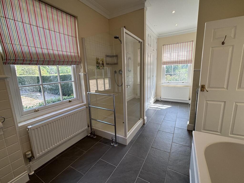 Master Bedtoom Ensuite
