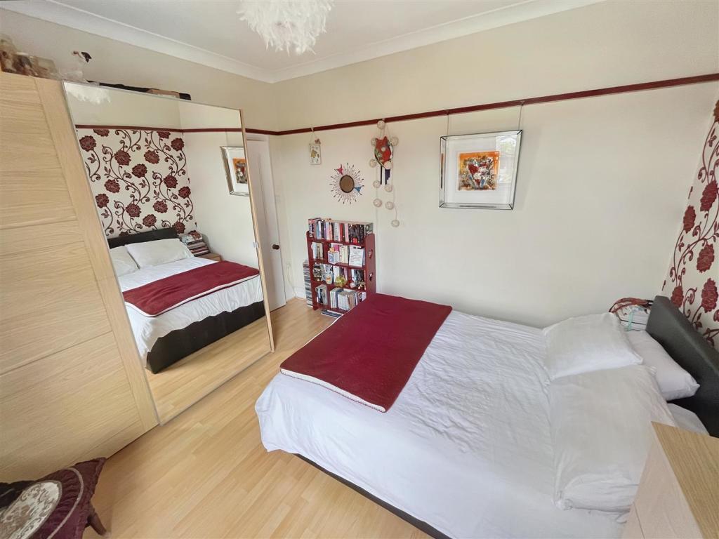 Bedroom 2 Aspect 3.jpg