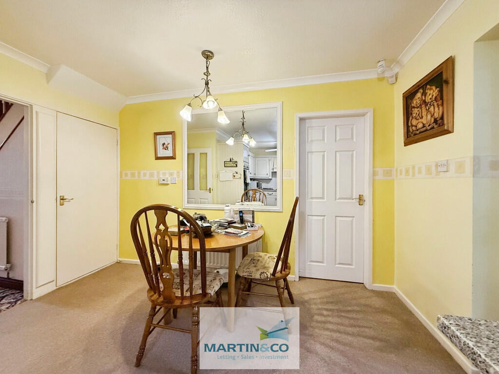 58d372c1--423B-A6...