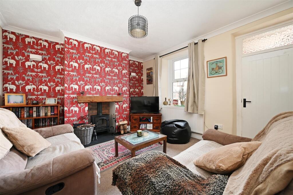 104 hilltop 4.jpg