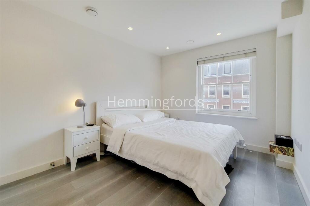 5_Bedroom-0.jpg