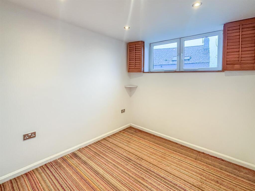 Bedroom.jpg