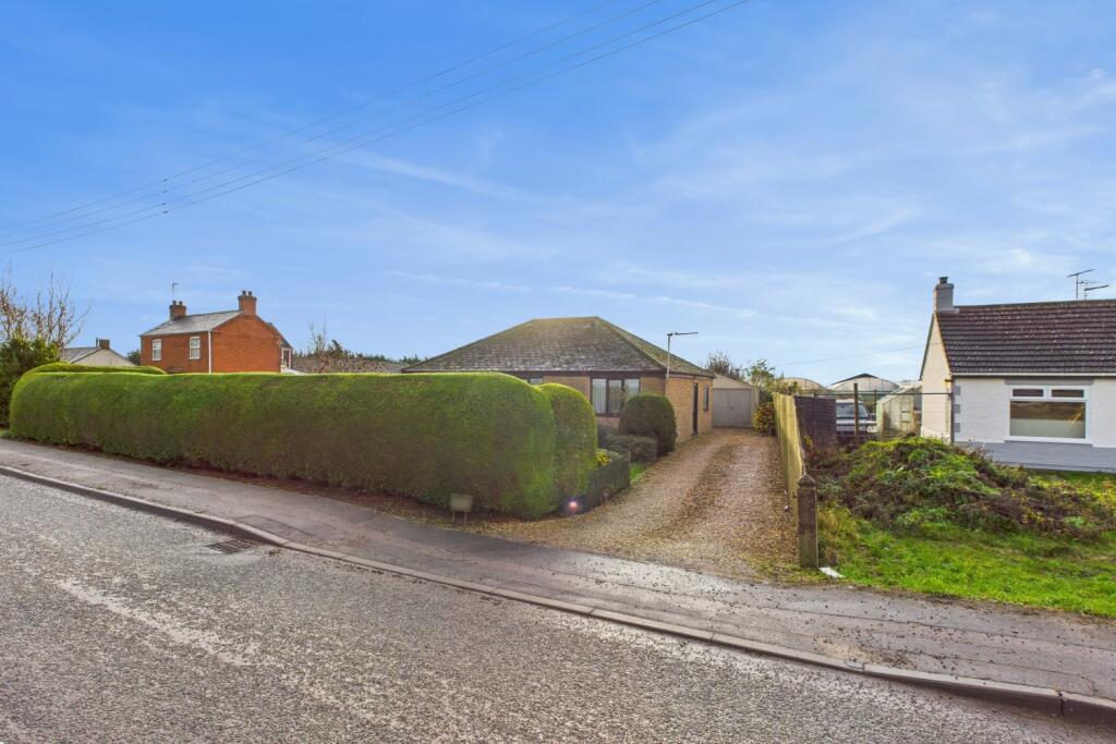 EweMove - Spalding - Moulton - Front of House