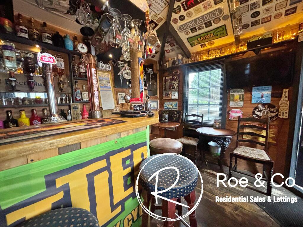 Garden bar