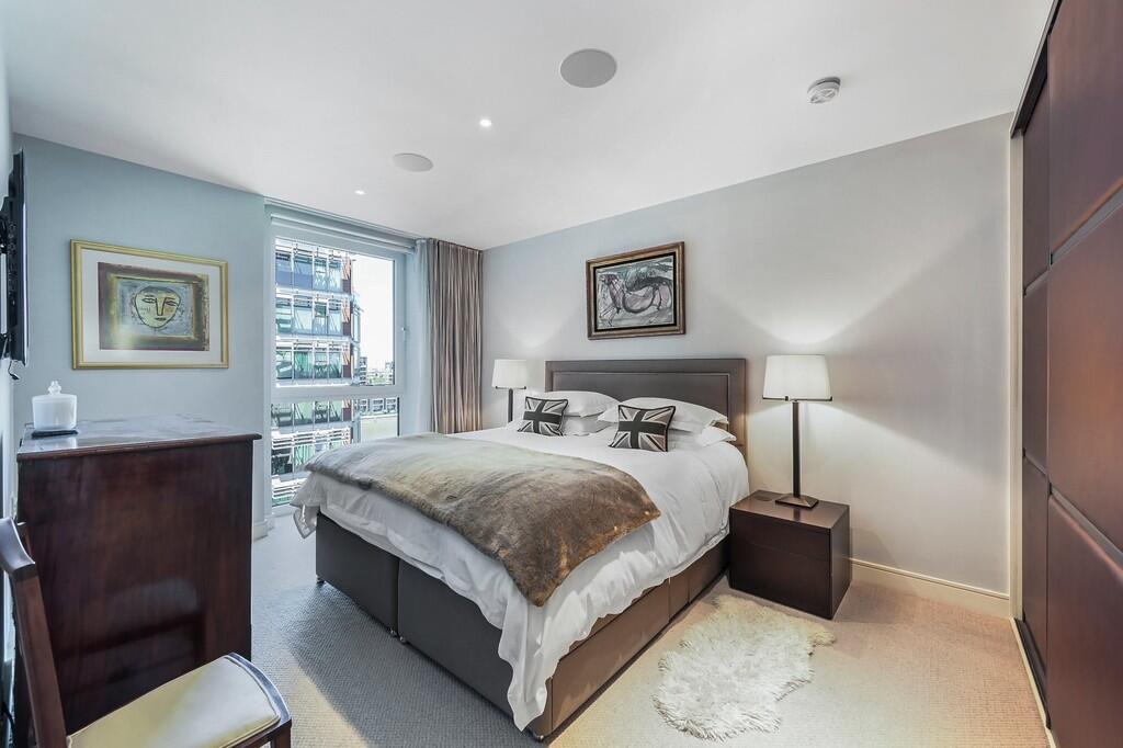 Battersea Reach, ...