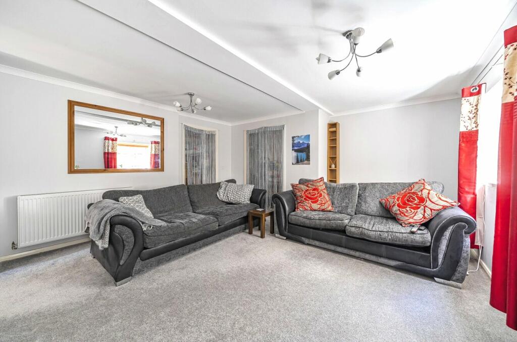 Family Room/Bed 5
