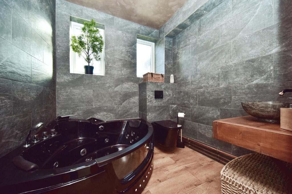 Modern Family Bathroom