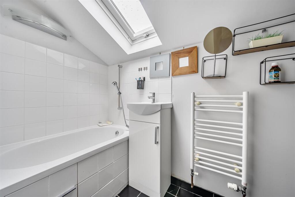 1st floor bathroom