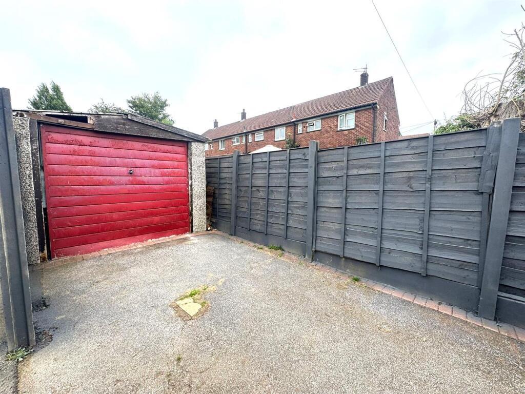 PHOTO-2025-08-18-15-31-55 1.jpg