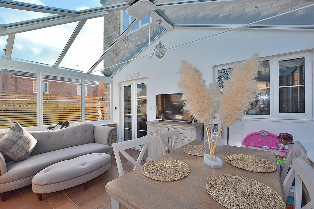 conservatory alt_...