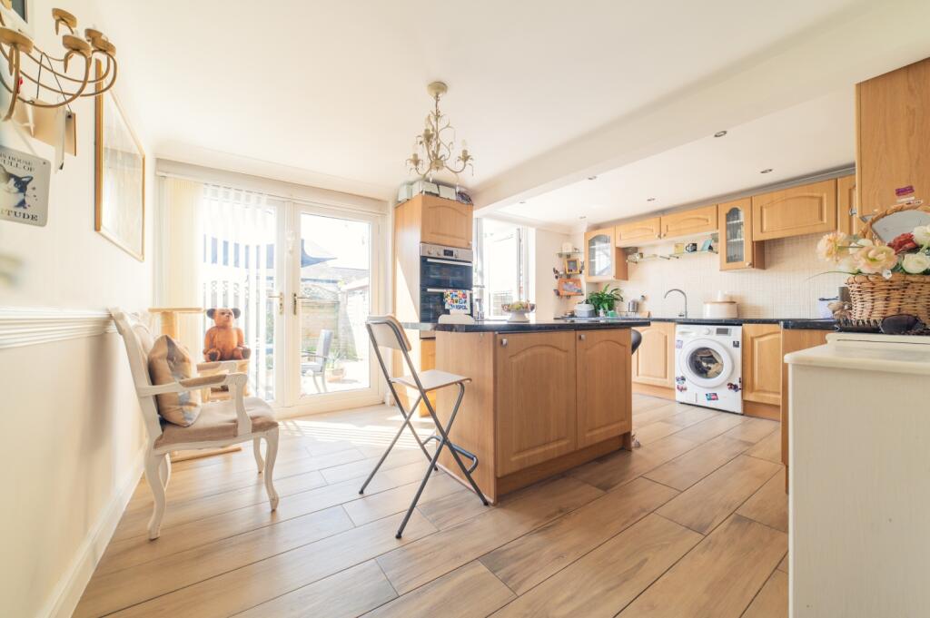 Award-winning Media team on EVERY Listing_12