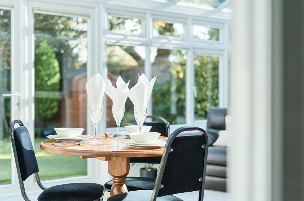 1370688-10-68fb65...