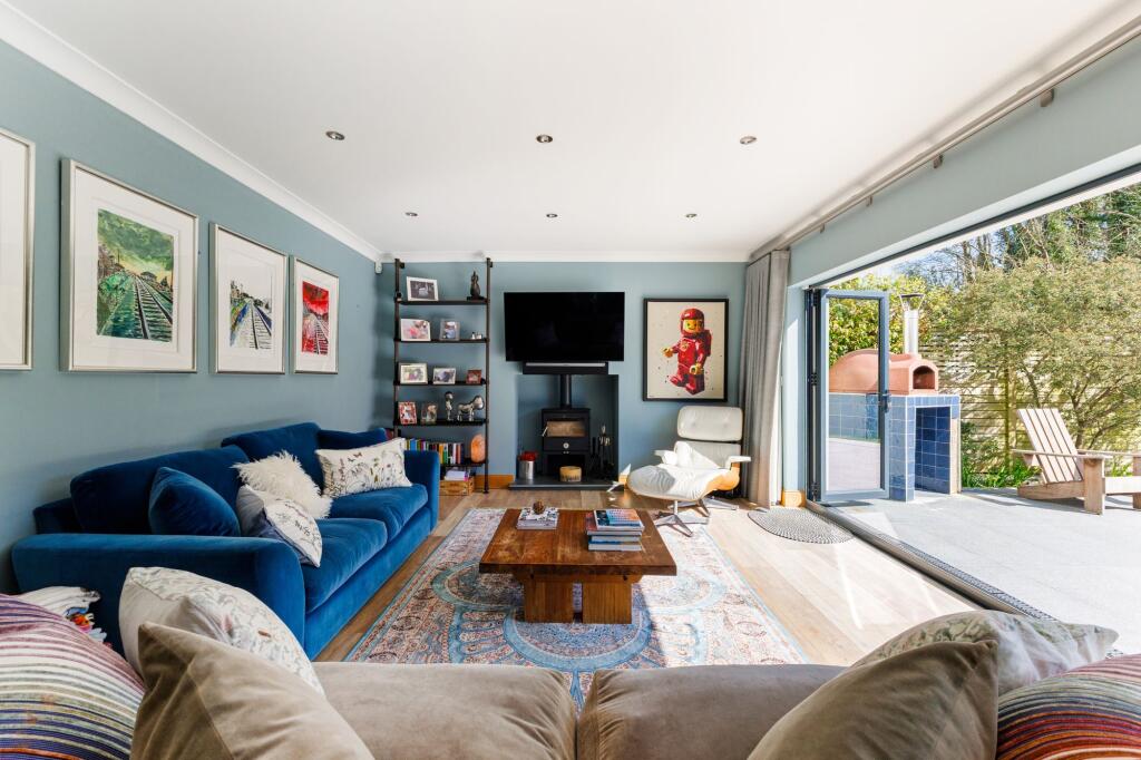Living /Dining Room
