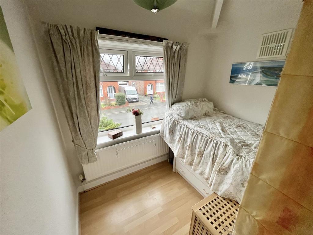 Bedroom 3.jpg