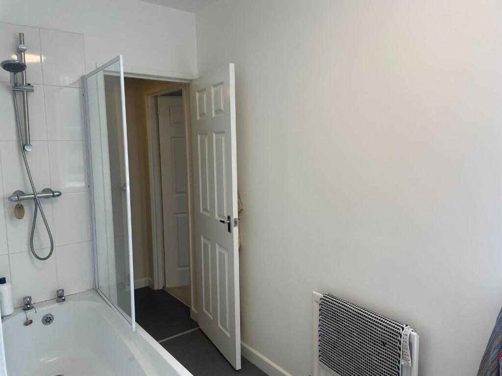 Bath.JPEG