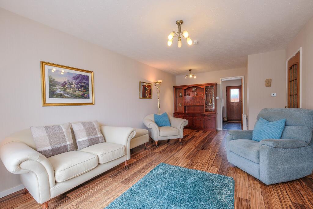 Alternative view of lounge