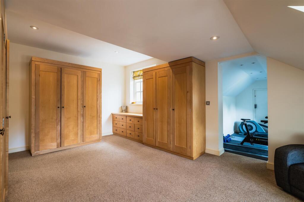 Master Dressing Room