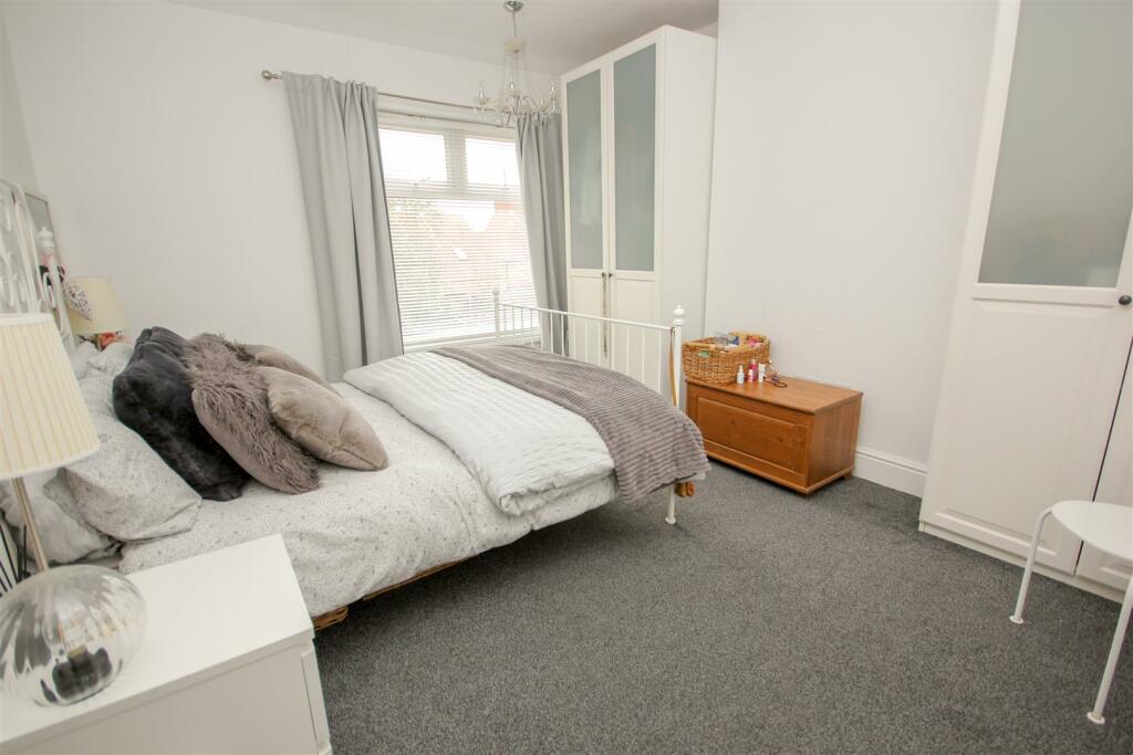 Bedroom 2.jpg