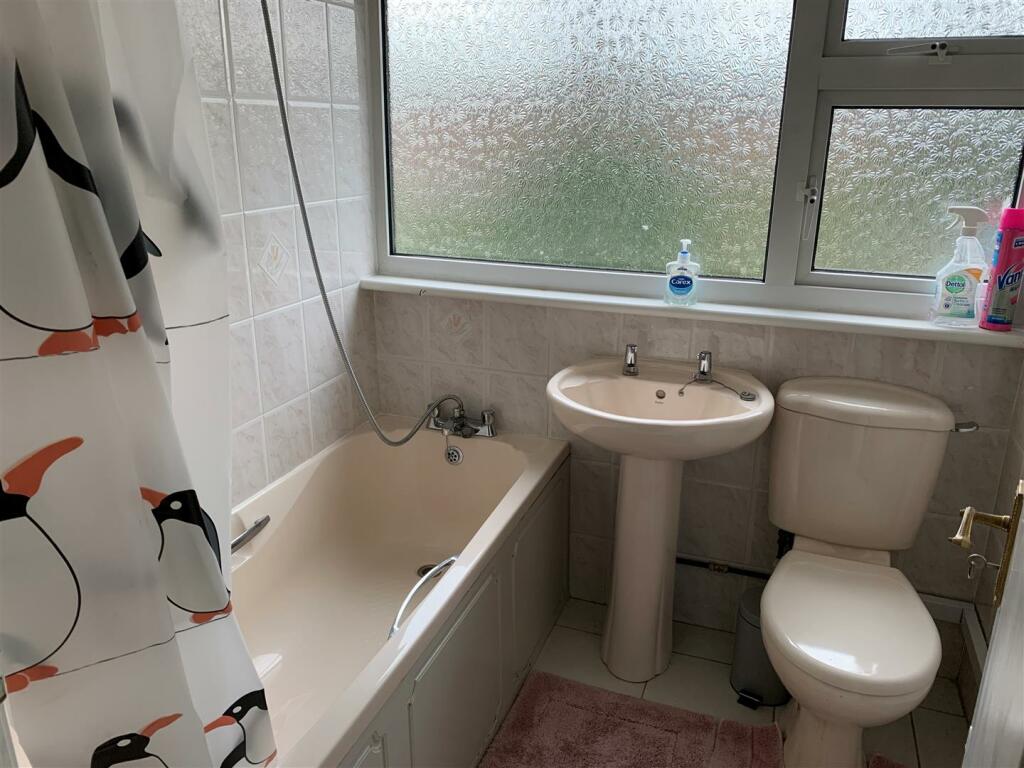 Upstairs Bathroom