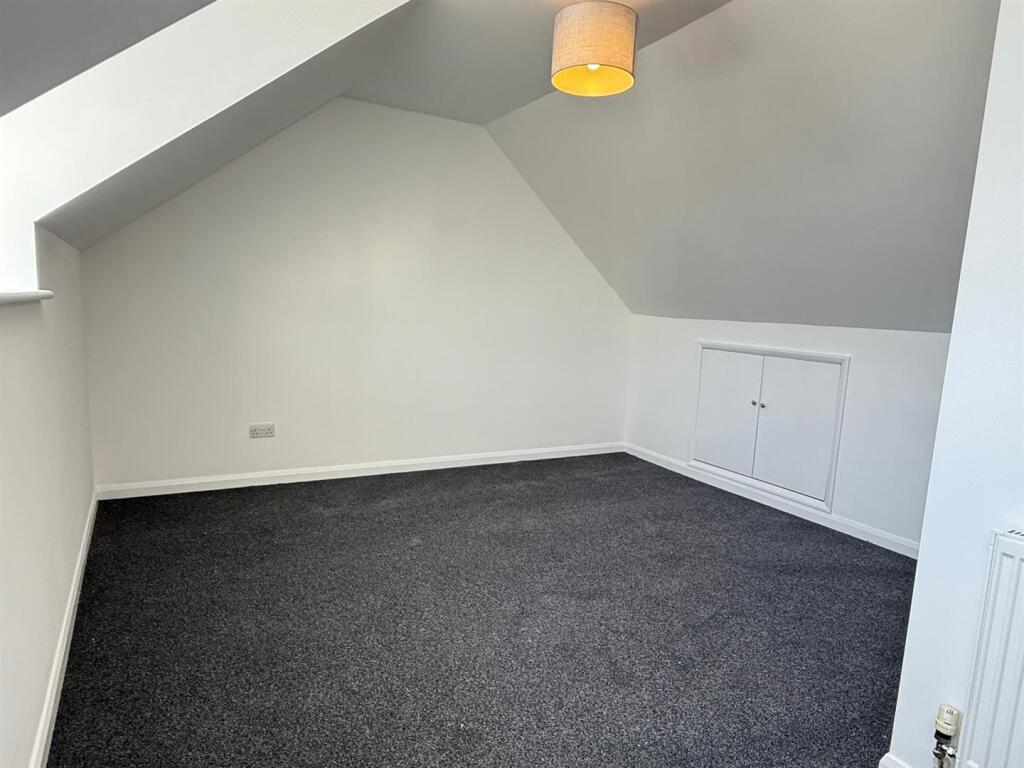 31c Downing Street.jpg