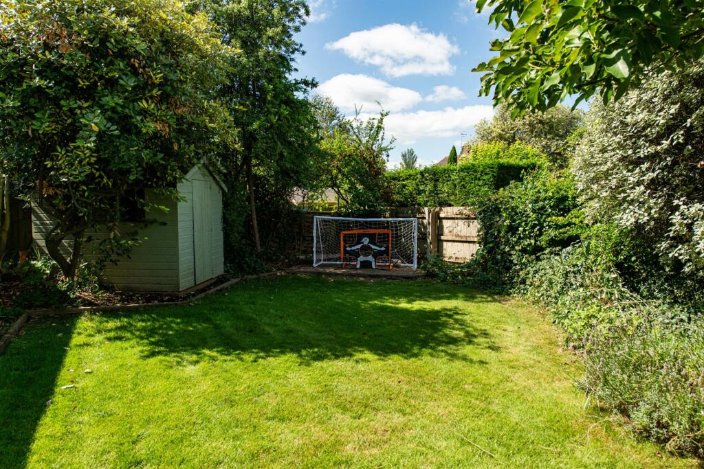 Garden_2.jpg