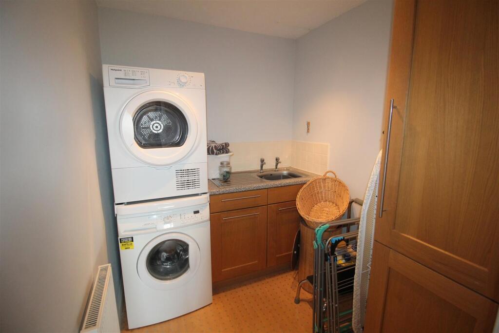 Gleneagles, 19, utility.JPG