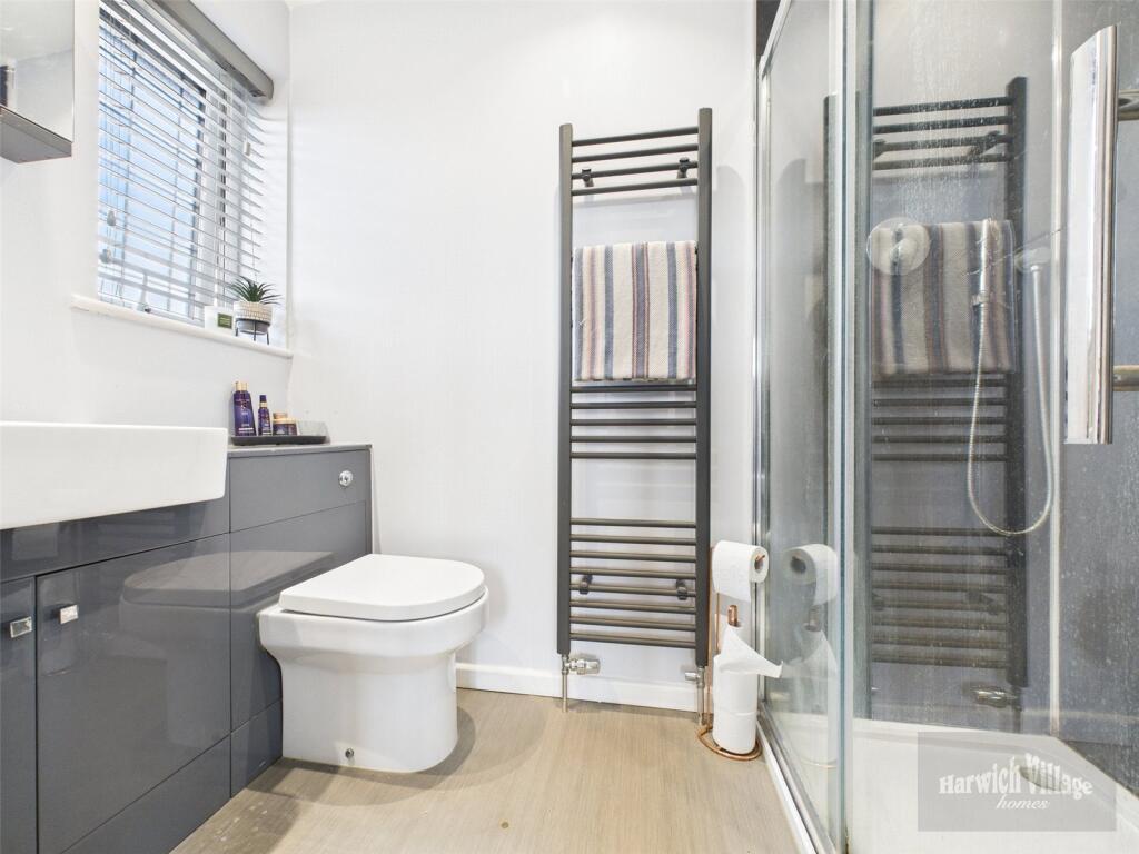 Ensuite
