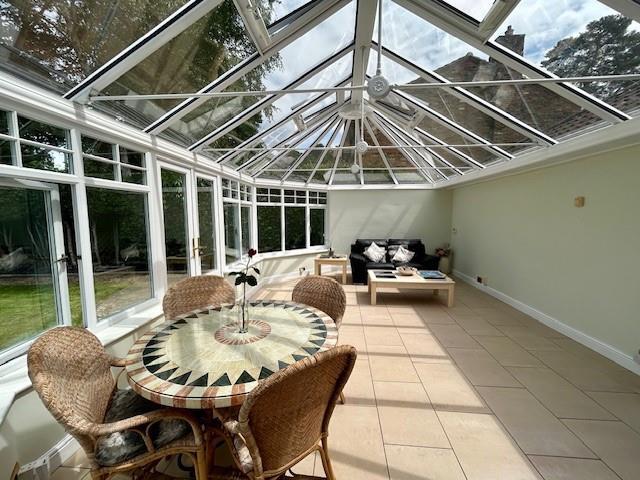7 Devonshire Drive conservatory.jpg
