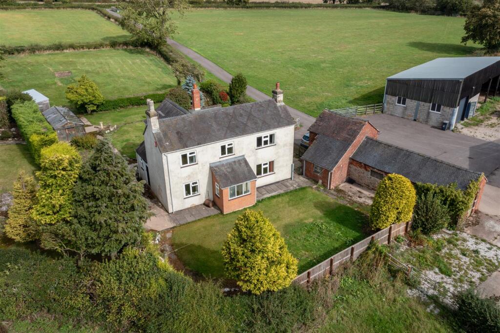 Hollies Farm-3.jpg