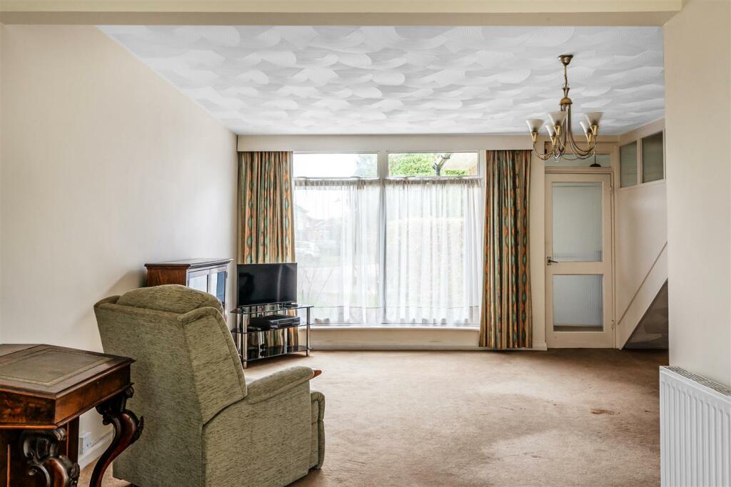 10-Woodland-Court-1.jpg
