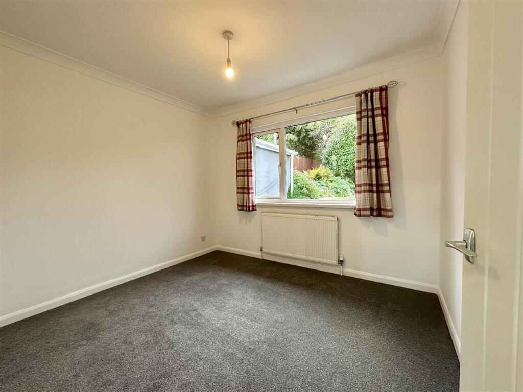 Bedroom 2.jpeg