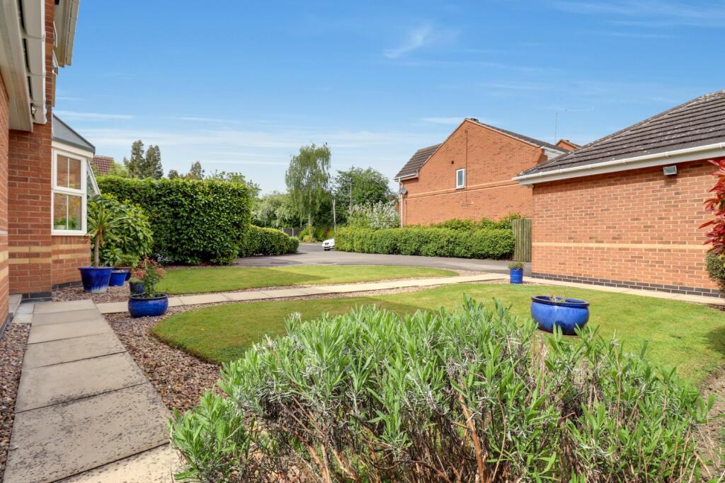 35- Rob Hammond EweMove Pontefract