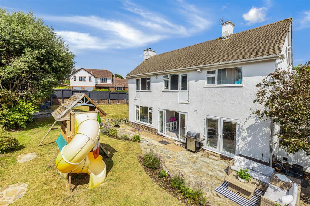 A08 - 20 Oxlea Close Torquay - 250714.jpg