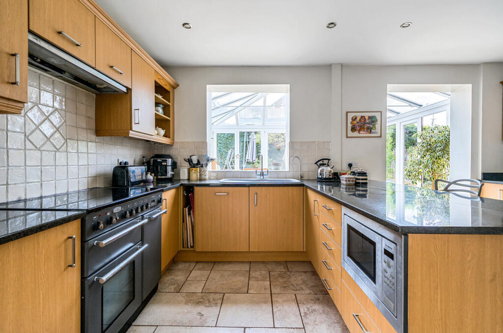 1345298-5-68ad8fa...