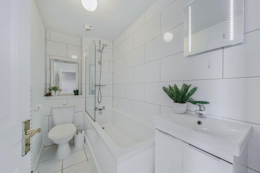 1300916-12-6841ca4a70667