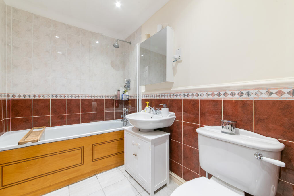 Corney Reach Way