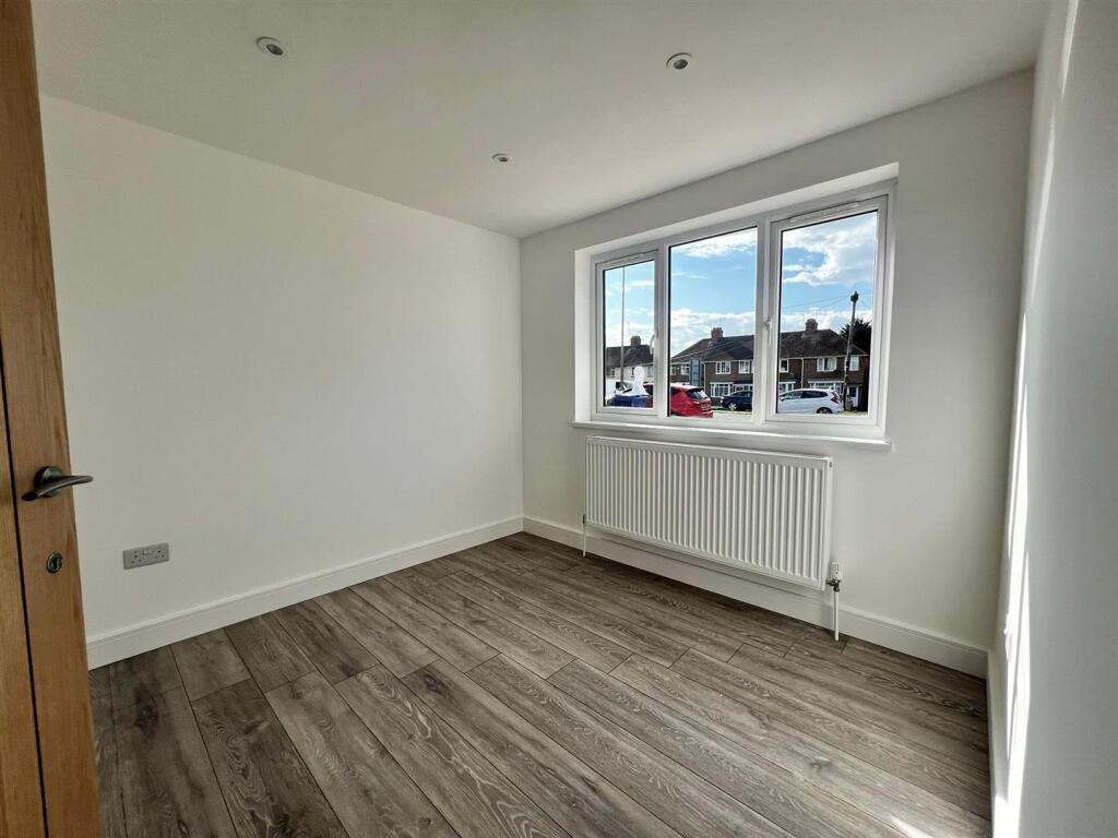 Bedroom.jpg