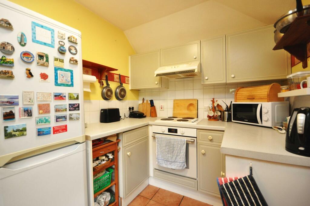 Kitchen 1